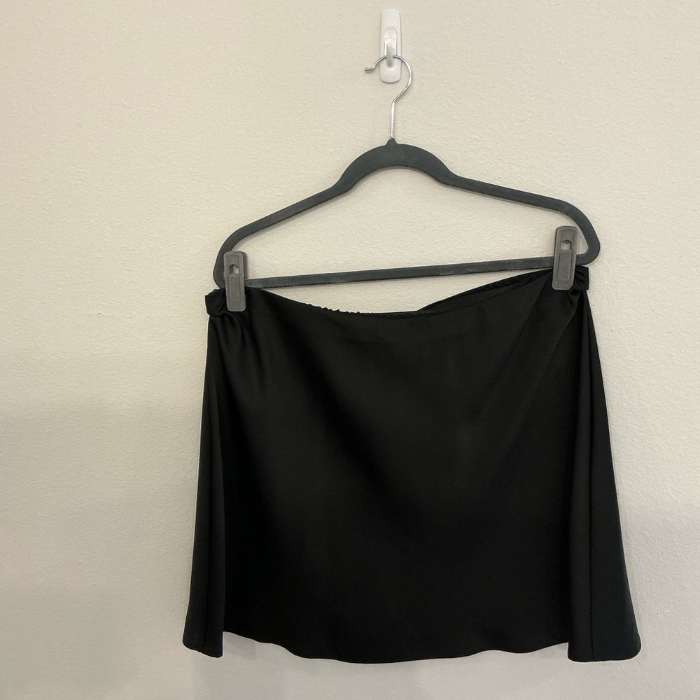 Gianni Bini Black Asymmetrical Skirt